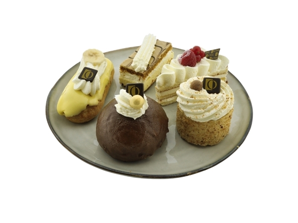 Gesorteerd slagroom gebak